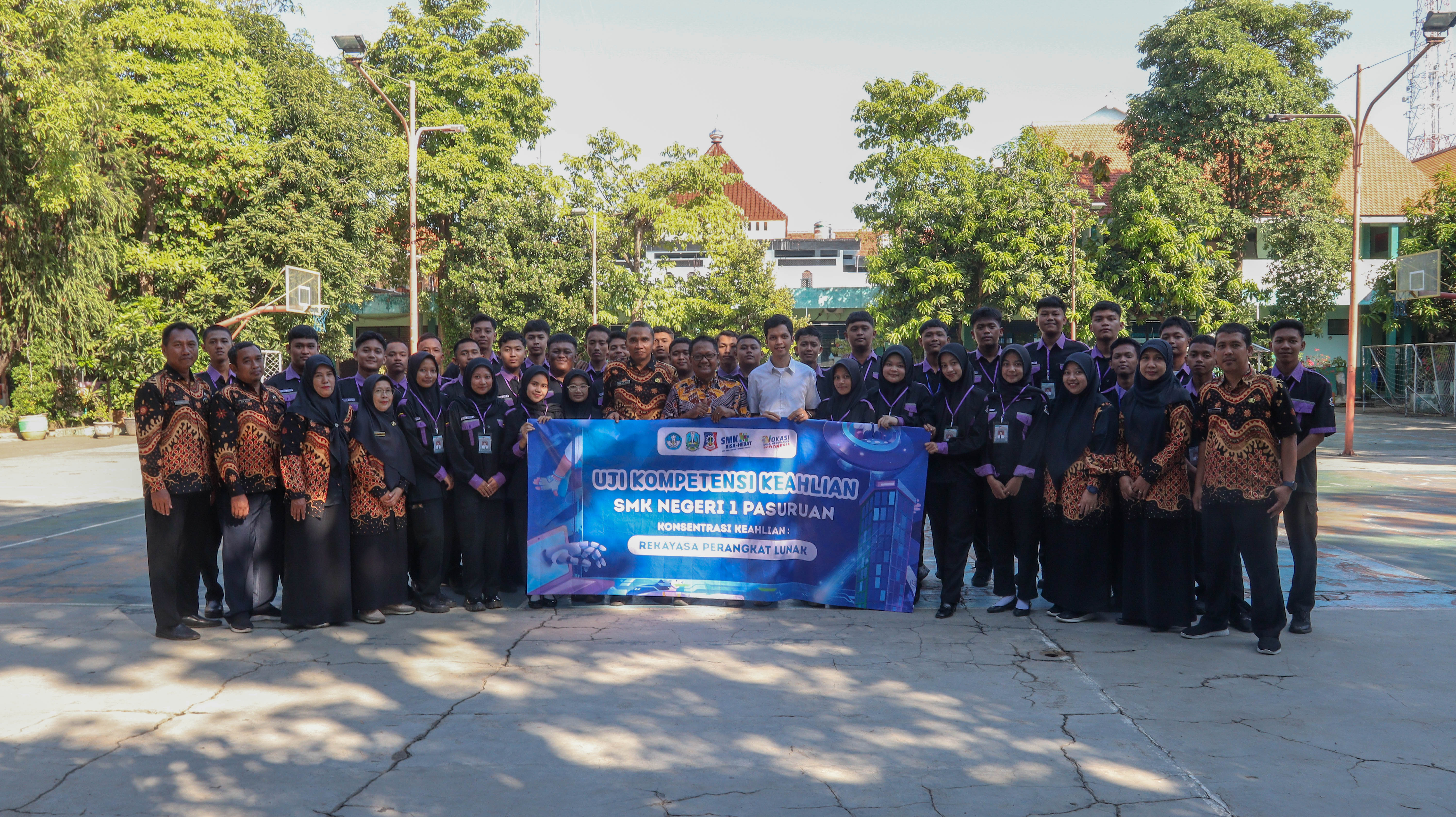 UJI KOMPETENSI KEAHLIAN REKAYASA PERANGKAT LUNAK SMK NEGERI 1 PASURUAN