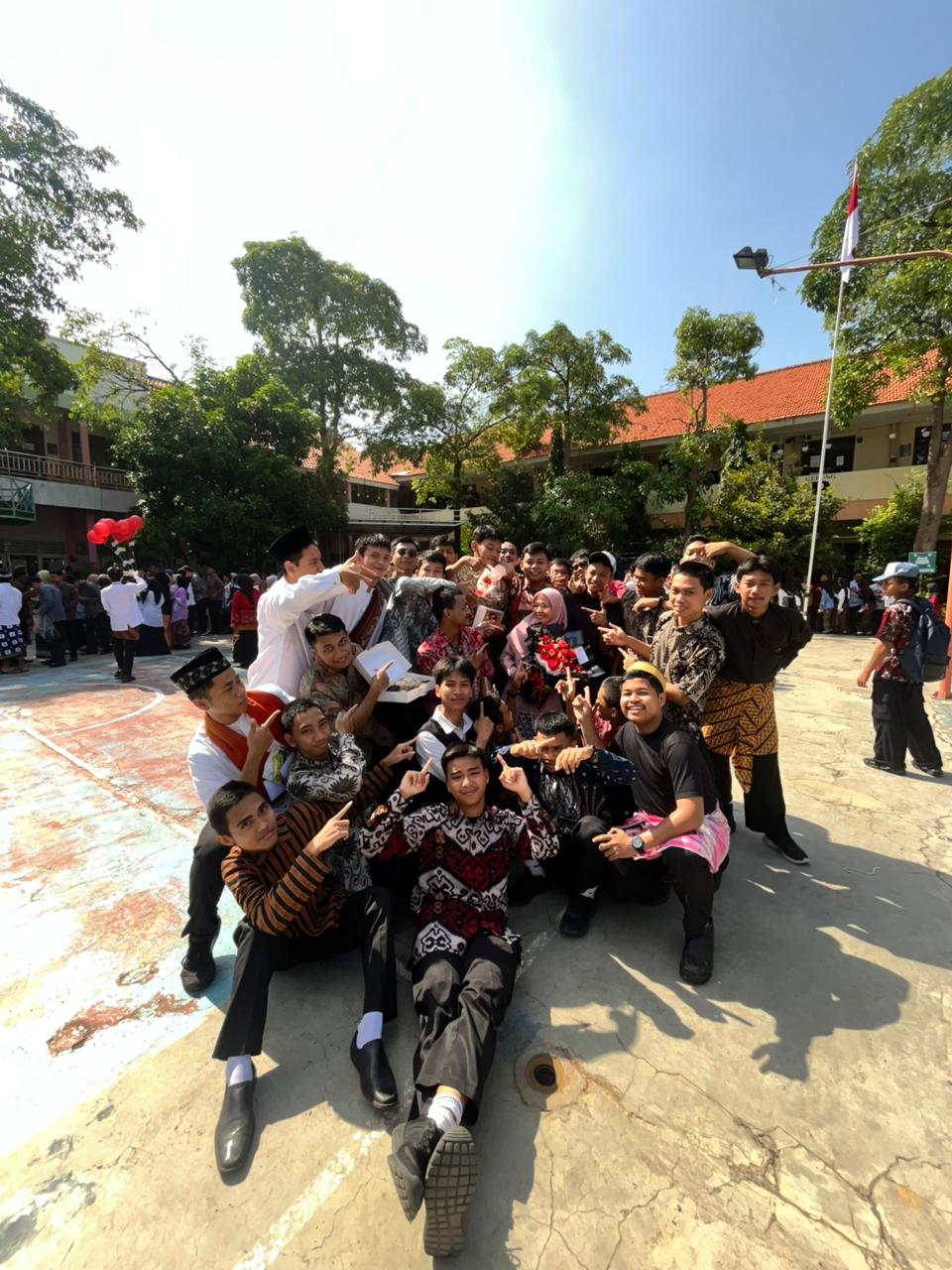 PERINGATAN HARI GURU NASIONAL "GURU HEBAT INDONESIA KUAT"