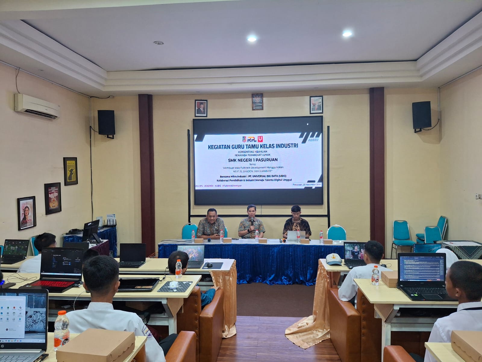 GURU TAMU KELAS INDUSTRI