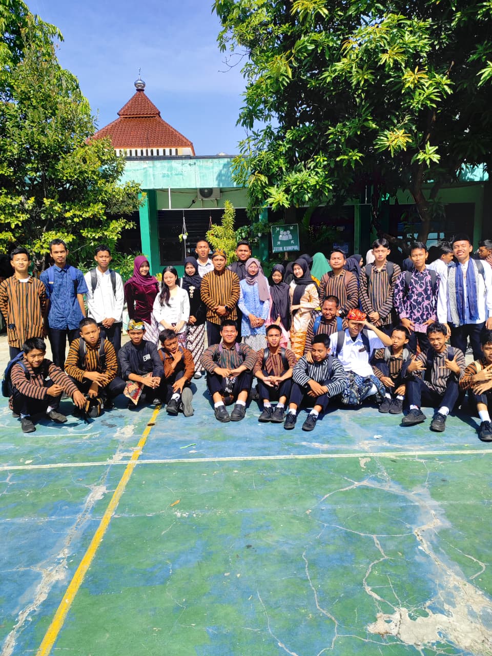 PERINGATAN HARI GURU NASIONAL "GURU HEBAT INDONESIA KUAT"