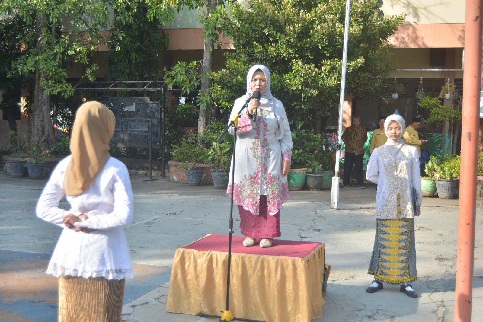 SELAMAT HARI KARTINI